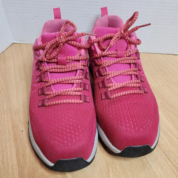 Thorogood Pink Ast low hard toe work shoes. Women's size 8. - Picture 11 of 16